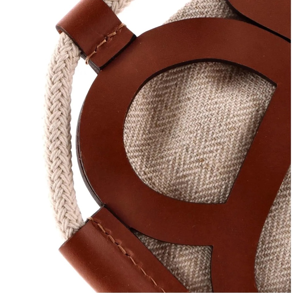 Loewe Anagram leather crossbody bag - Picture 8 of 10